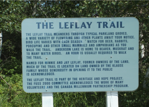 Sign marking the start of the trail